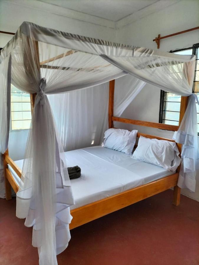 Mambo Leo Hostel Paje Exterior photo